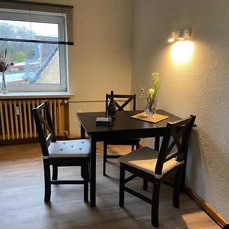 Feddersen Living Grosse Ferienwohnung - Garten - Terrasse - Smart Tv - Netflix Brunsbuttel Kültér fotó