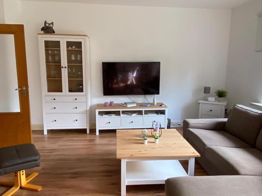 Feddersen Living Grosse Ferienwohnung - Garten - Terrasse - Smart Tv - Netflix Brunsbuttel Kültér fotó