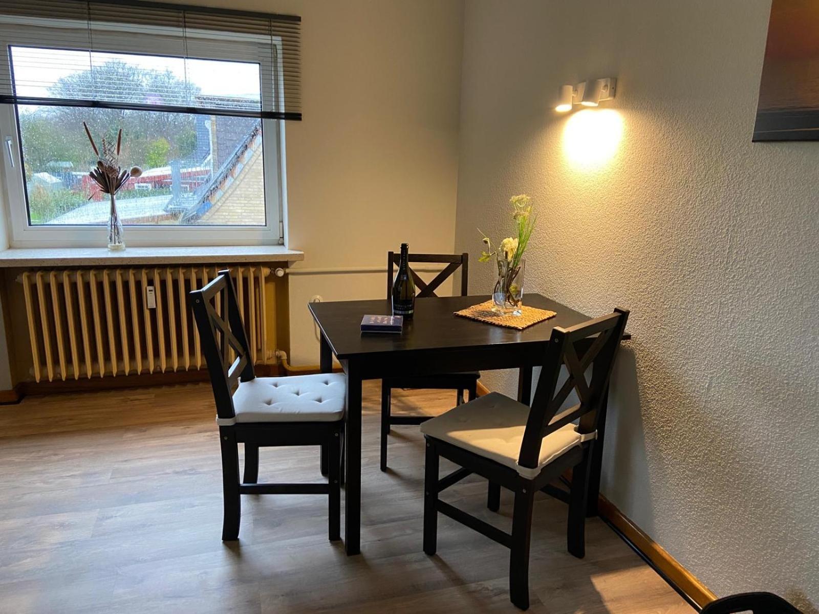 Feddersen Living Grosse Ferienwohnung - Garten - Terrasse - Smart Tv - Netflix Brunsbuttel Kültér fotó